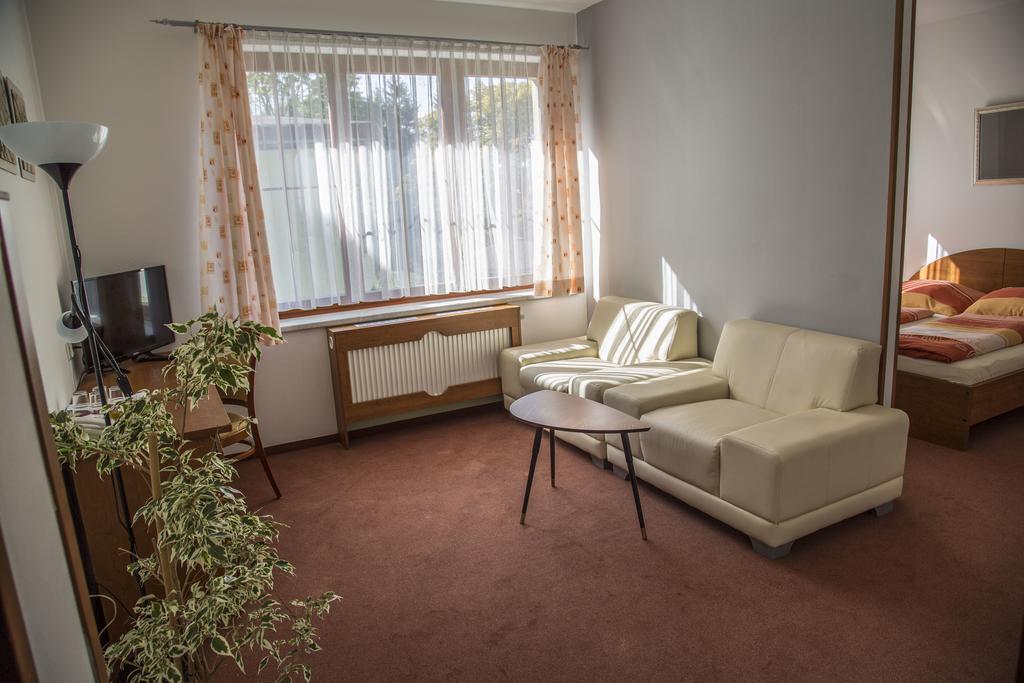 Wellness Hotel Vyhlidka Náchod Zewnętrze zdjęcie