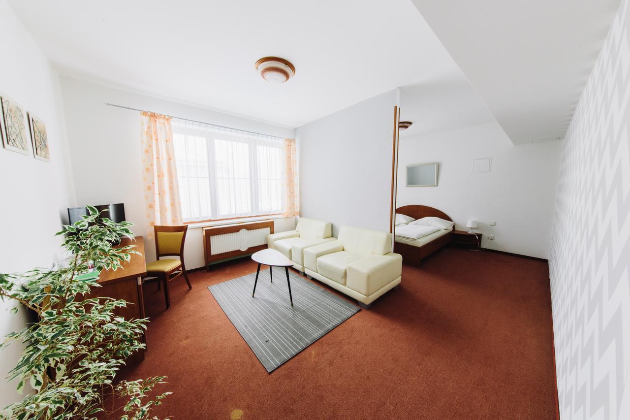 Wellness Hotel Vyhlidka Náchod Zewnętrze zdjęcie