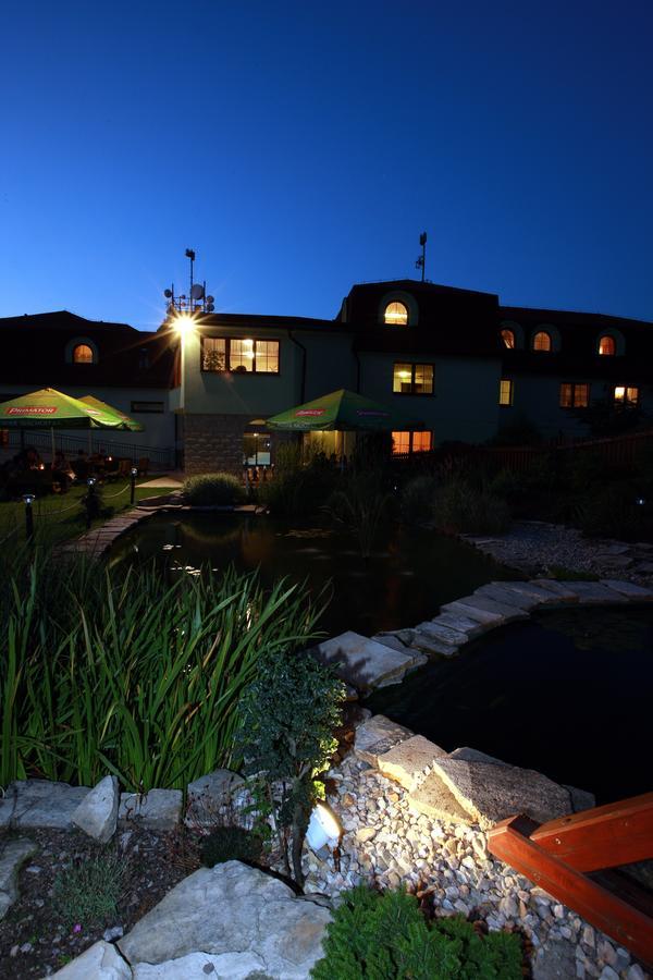 Wellness Hotel Vyhlidka Náchod Pokój zdjęcie