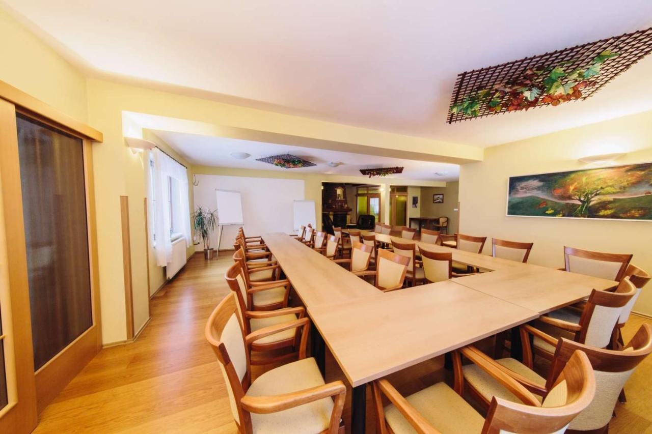 Wellness Hotel Vyhlidka Náchod Zewnętrze zdjęcie