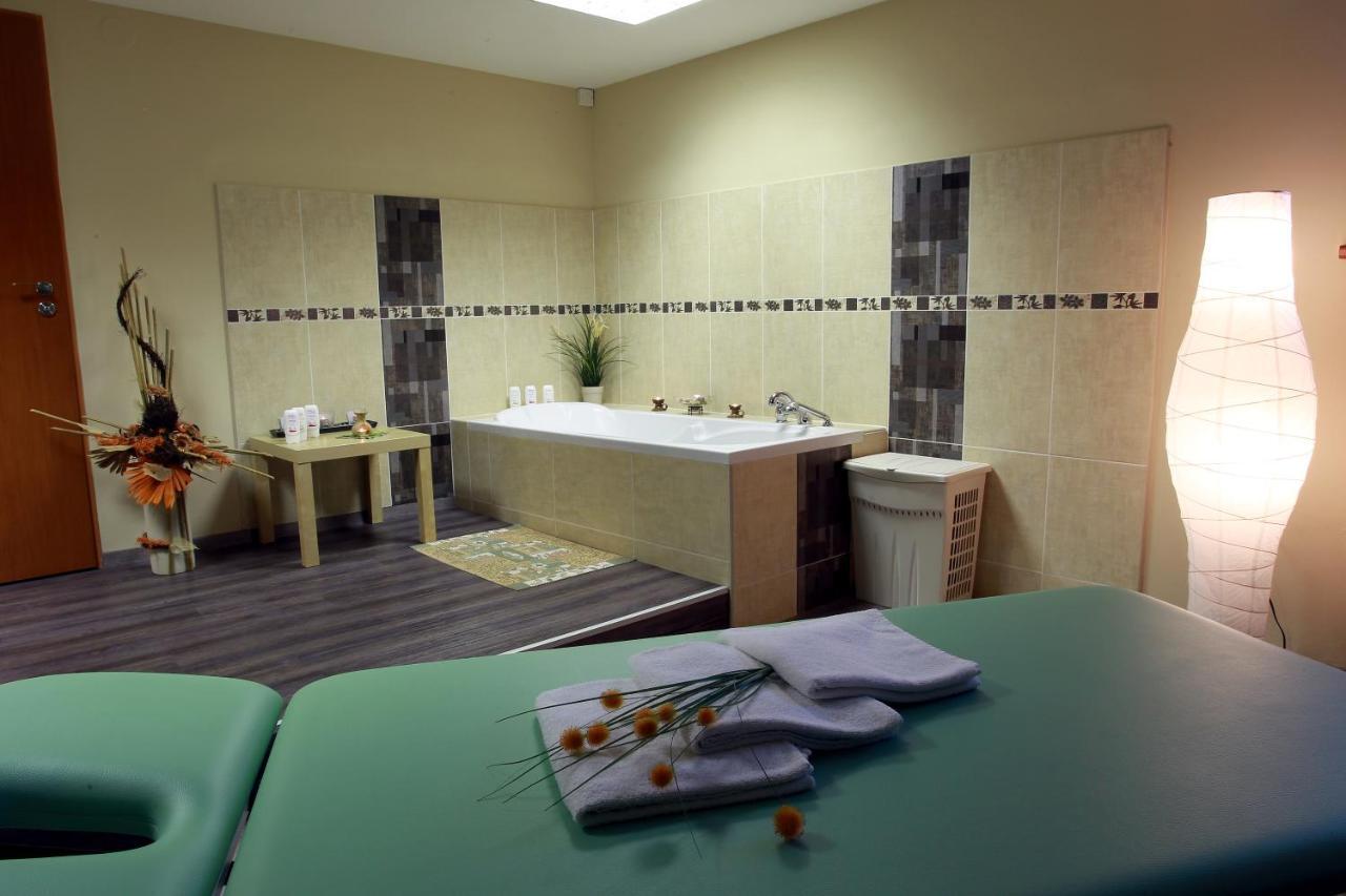 Wellness Hotel Vyhlidka Náchod Pokój zdjęcie